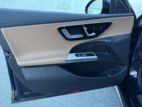 New 2026 Mercedes-Benz E 350 4MATIC Sedan image 16