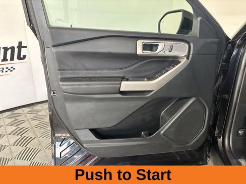Used 2023 Ford Explorer Limited RWD image 8