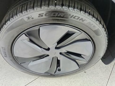 Used 2026 Tesla Model Y 2WD image 56