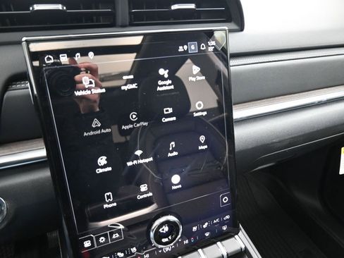 New 2026 GMC Terrain Denali w/ LPO, Black Badging Package image 14