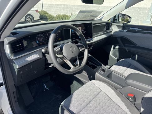 New 2026 Volkswagen Tiguan S image 9