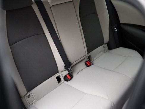 Used 2022 Toyota Corolla LE image 29