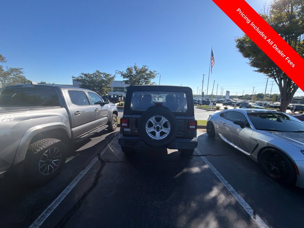 Used 2019 Jeep Wrangler Sport AWD/4WD image 6
