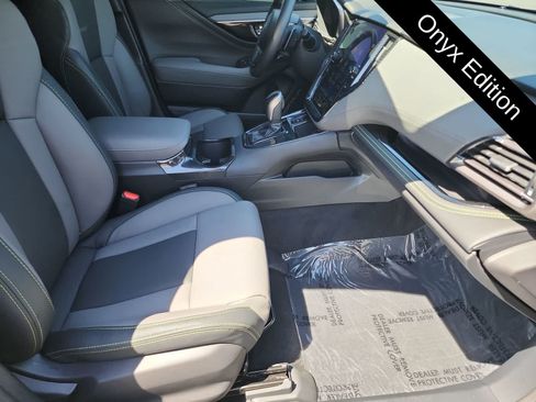 Used 2024 Subaru Outback Onyx Edition AWD/4WD image 18