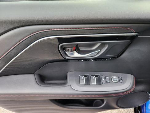 Certified 2025 Acura ADX A-Spec image 17