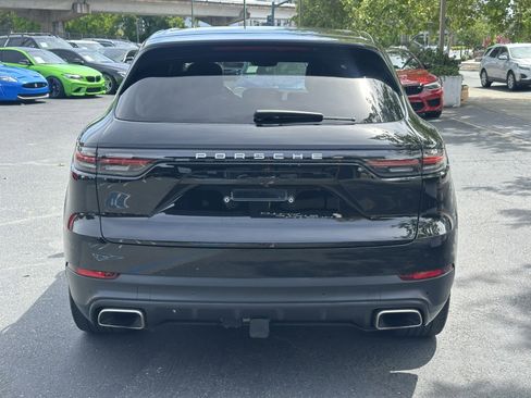 Used 2020 Porsche Cayenne AWD/4WD image 10