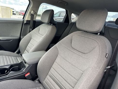 Used 2025 Kia K4 EX FWD image 13