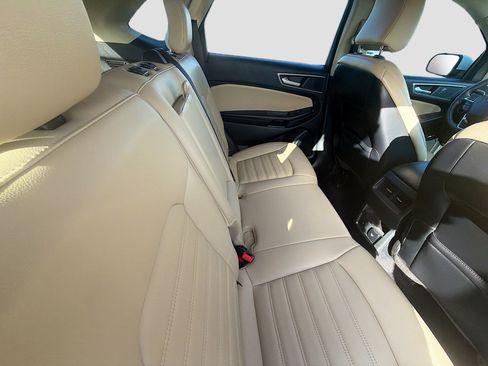 Used 2023 Ford Edge SEL AWD/4WD image 28