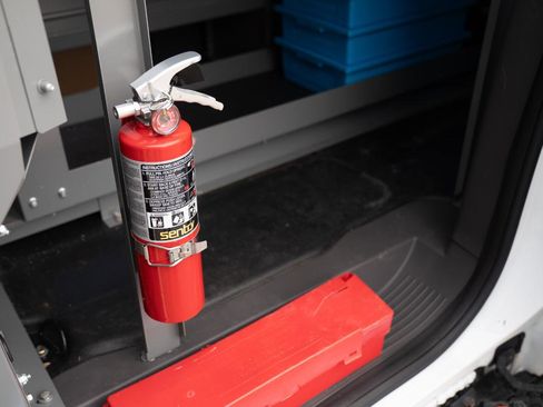 Used 2020 Ford Transit Connect XL image 25