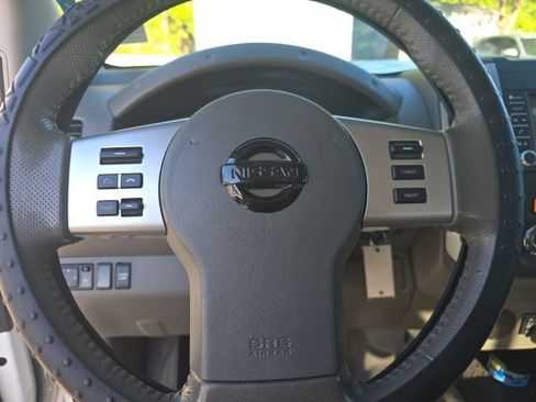 Used 2019 Nissan Frontier SV w/ Value Truck Package RWD image 16