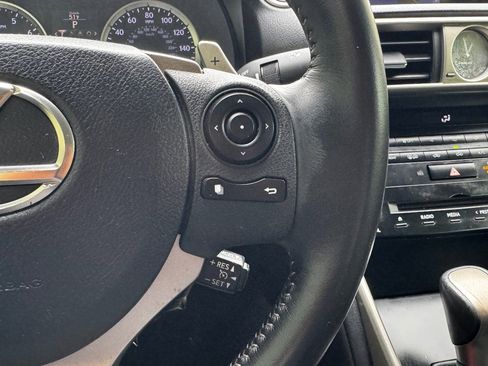 Used 2014 Lexus IS 250 RWD image 24