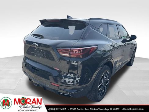 Used 2025 Chevrolet Blazer RS w/ Driver Confidence II Package AWD/4WD image 4