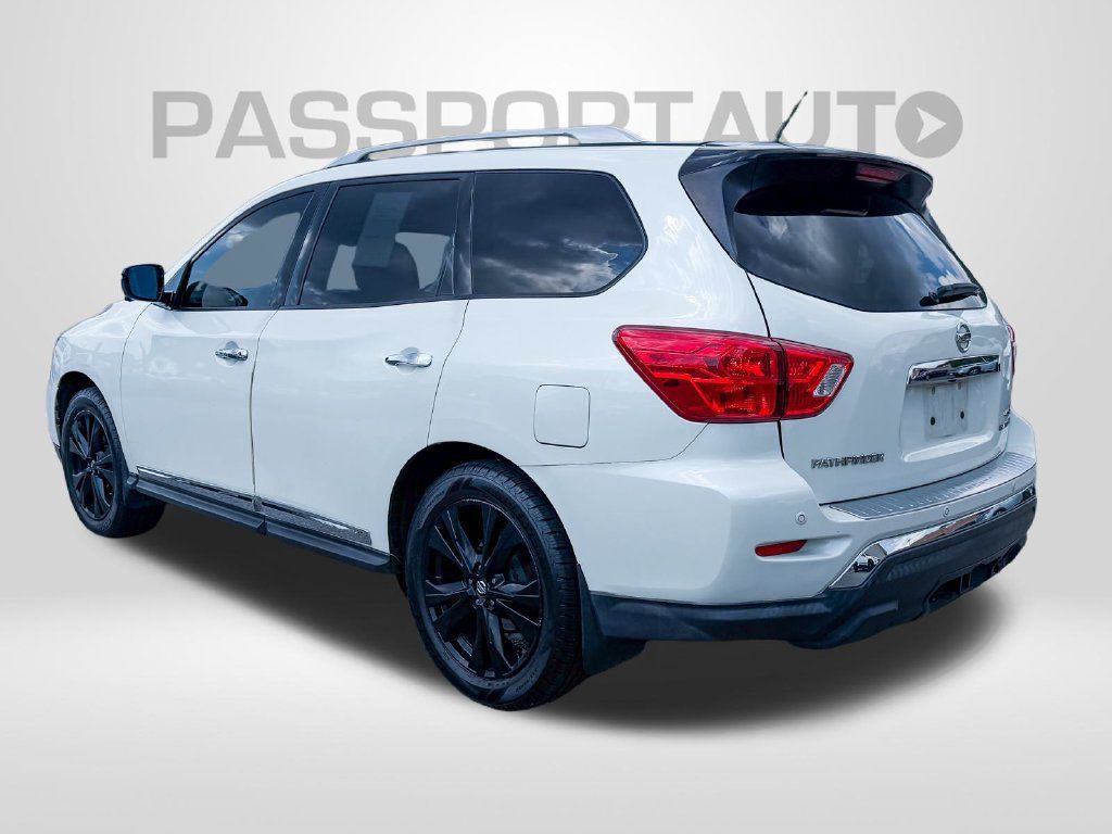 Used 2017 Nissan Pathfinder Platinum w/ Midnight Edition Package AWD/4WD image 3