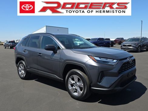 Certified 2024 Toyota RAV4 LE AWD/4WD image 1