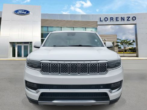 Used 2022 Jeep Grand Wagoneer Series II w/ Convenience Group III image 2