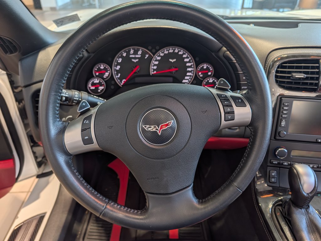 Used 2011 Chevrolet Corvette Grand Sport w/ Preferred Equipment Group RWD image 15