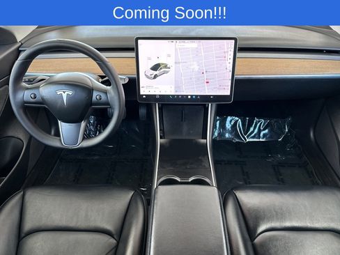 Used 2020 Tesla Model 3 Standard Range Plus image 14