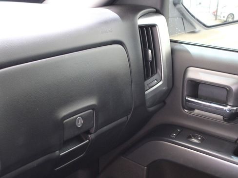 Used 2018 Chevrolet Silverado 1500 LT w/ All Star Edition image 22