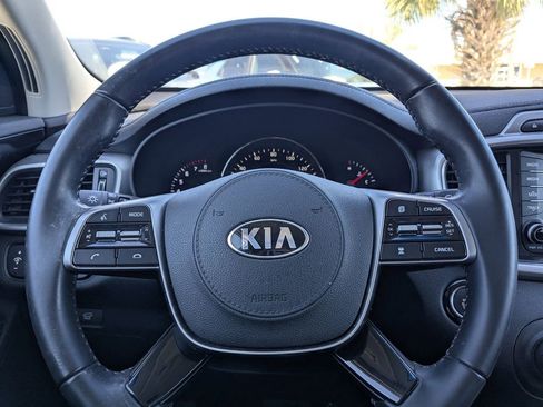 Used 2019 Kia Sorento EX image 22