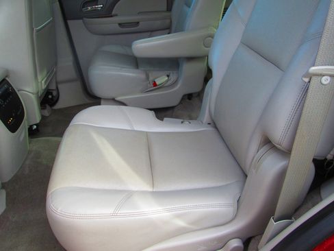 Used 2013 Chevrolet Tahoe LTZ image 5