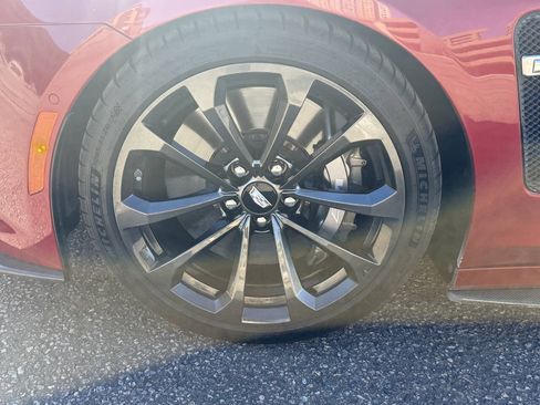 Used 2017 Cadillac CTS V RWD image 11