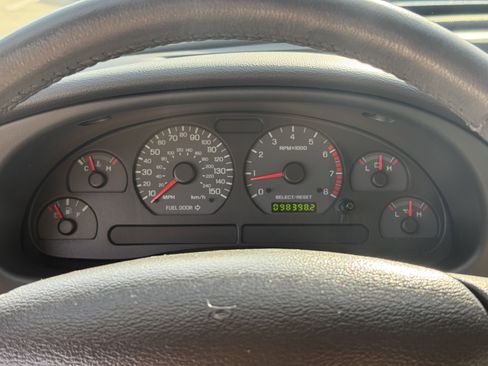 Used 2002 Ford Mustang GT image 11