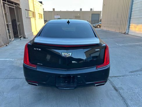 Used 2018 Cadillac XTS Luxury image 5