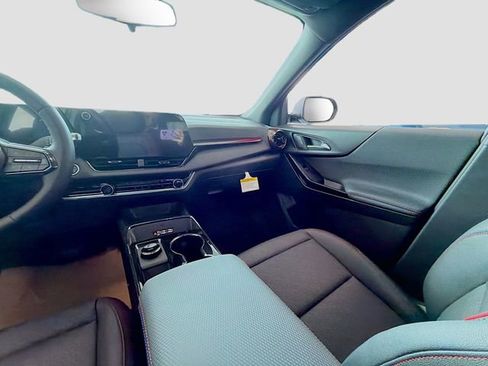 New 2026 Chevrolet Equinox RS w/ LPO, Floor Liner Package image 19