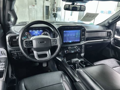 Used 2022 Ford F150 XLT w/ Equipment Group 302A High image 18