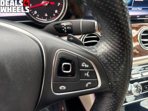 Used 2017 Mercedes-Benz E 300 4MATIC image 37
