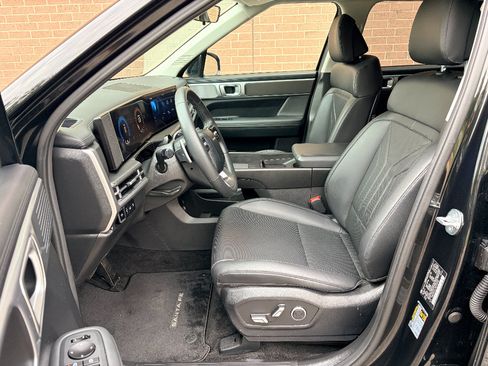Used 2025 Hyundai Santa Fe SEL AWD/4WD image 12