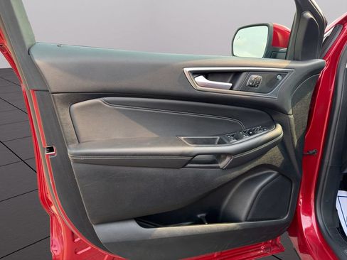 Used 2024 Ford Edge Titanium AWD/4WD image 48