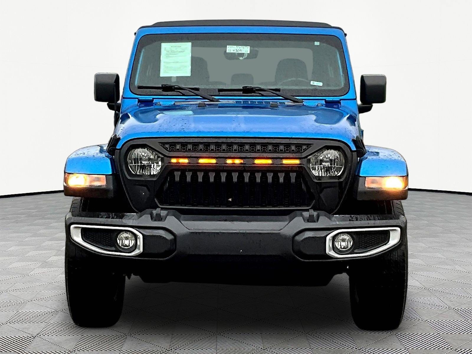 Used 2022 Jeep Gladiator Overland AWD/4WD image 10