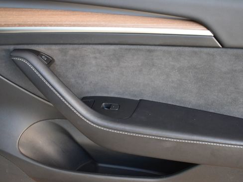 Used 2022 Tesla Model 3 Standard Range RWD image 21