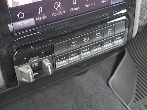 New 2026 RAM 3500 Tradesman AWD/4WD image 10