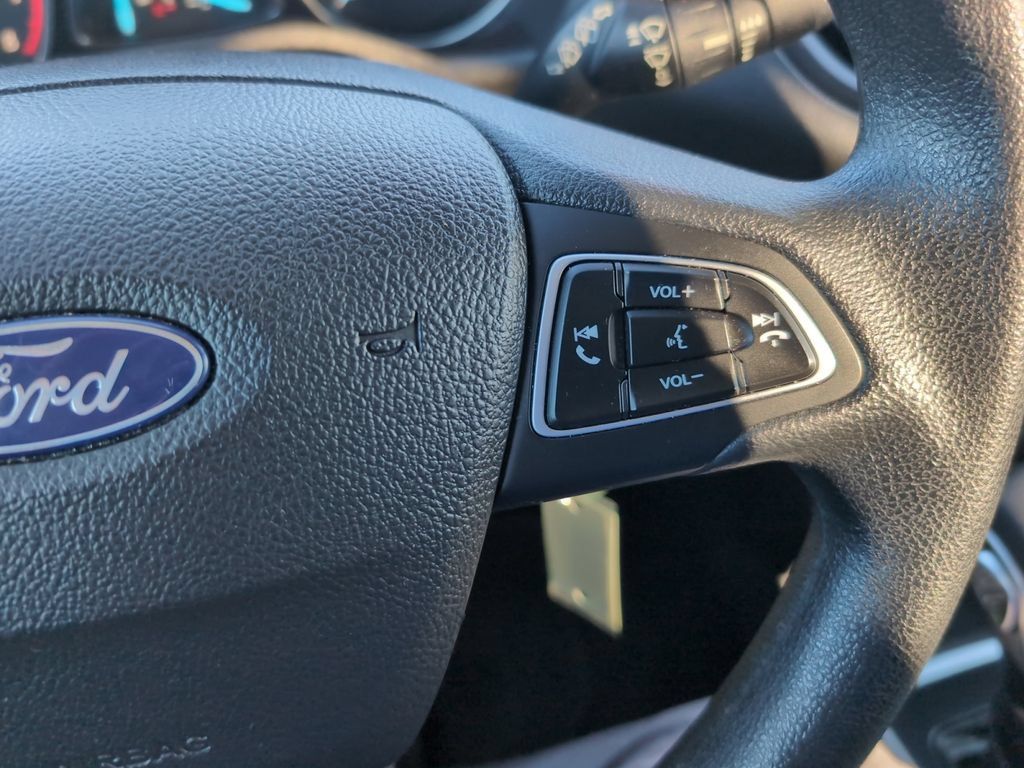 Used 2018 Ford Escape SE AWD/4WD image 15
