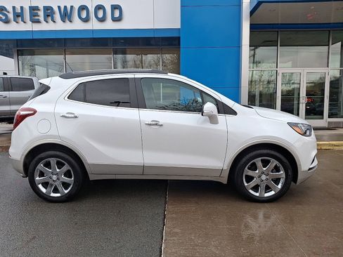Used 2019 Buick Encore Essence w/ Experience Buick Package image 7