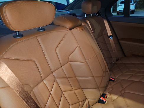 Certified 2023 BMW 760i xDrive w/ Executive Package image 12