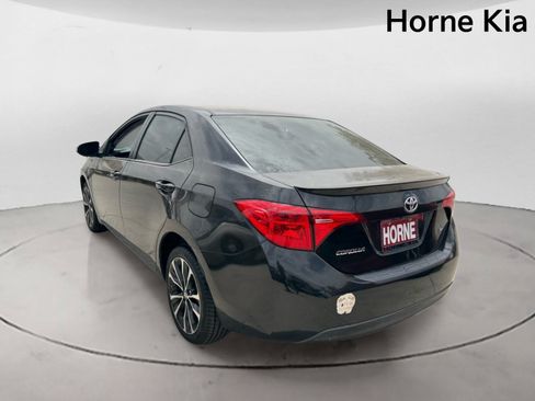 Used 2018 Toyota Corolla SE w/ Carpet Mat Package (TMS) FWD image 5