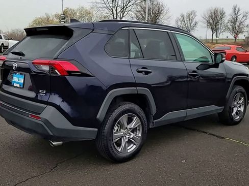 Used 2024 Toyota RAV4 XLE image 8