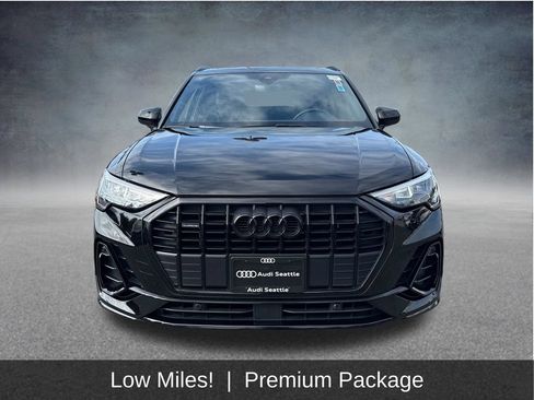 Used 2021 Audi Q3 2.0T Premium w/ Convenience Package AWD/4WD image 2