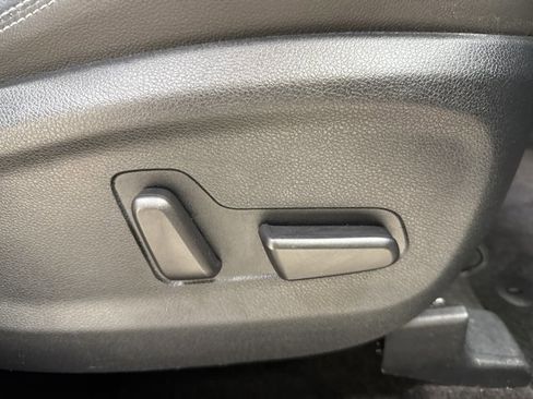 Certified 2022 Kia Sportage EX w/ EX Technology Package image 33