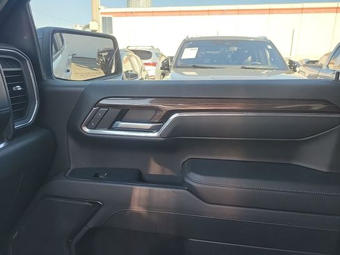 Used 2023 Chevrolet Silverado 1500 RST image 36