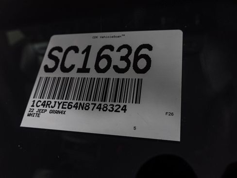 Used 2022 Jeep Grand Cherokee Summit AWD/4WD image 59