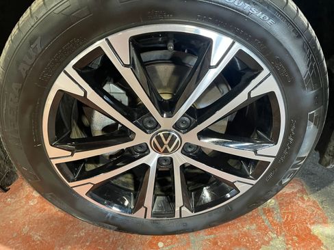 Used 2025 Volkswagen Jetta Sport image 24