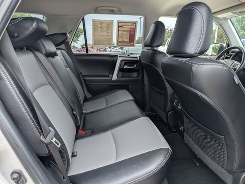Used 2024 Toyota 4Runner SR5 Premium AWD/4WD image 31