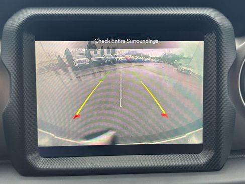 Used 2021 Jeep Wrangler Unlimited Sport image 27