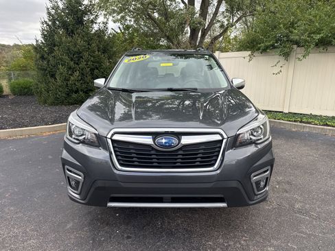 Used 2020 Subaru Forester Touring image 2