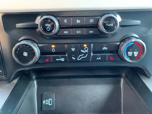 Used 2023 Ford F250 XLT w/ XLT Premium Package image 30