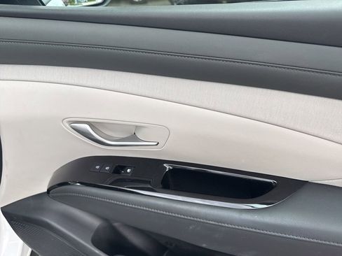 Used 2025 Hyundai Tucson Limited image 20